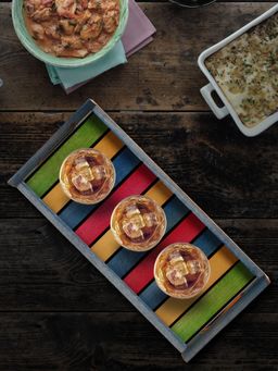 Unravel India - Steam Beach Wooden Multicolored Tray