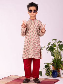 Vastramay - Infant Boys Pink & Cream Green Kurta Pyjama (Set of 2)