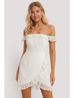 NA-KD - Off Shoulder Overlapped Lace Dress-white