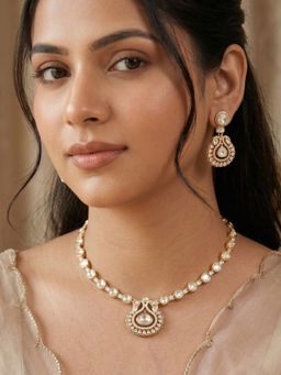 Shop Naymee - Elegant Plain Polki Necklace and Earrings Set
