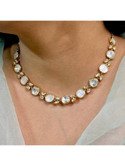 Shop Naymee - Serene Pearl Polki Necklace and Earrings Set