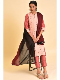 W - Red Printed Kurta, Slim Pant & Dupatta (Set of 3)