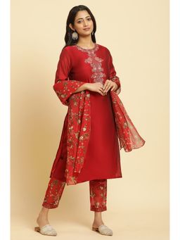 W - Red Printed Kurta, Slim Pant & Dupatta (Set of 3)