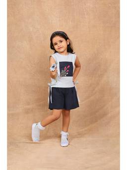 THE RIGHT CUT - Navy Blue Summer Daisy Top with Shorts