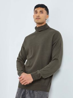 Styli - Men Green Textured Turtle Neck Relaxed Sweater