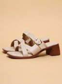 Beige color option, Currently selected