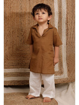 Tjori - Brown Mul Mul Kurta With Off-White Pant (Set of 2)