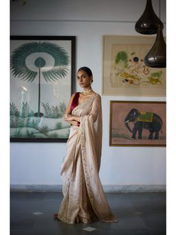 Vashisht Guru Dutt - Beige Sunheri Saree with Stitched Blouse