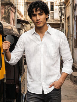 Bewakoof - Men White Cotton Linen Regular Fit Shirt