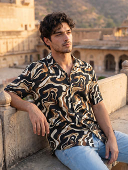Bewakoof - Men Black Viscose Oversized Fit Shirt