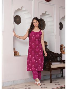 MIZAZJAIPUR - Women Cotton Printed Shoulder Strap Sleeveless Straight Kurta and Pant (Set of 2)