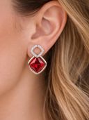 Red color option, Sold out, Currently selected