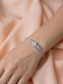 Kraft Smiths - Women Pointer Shaped Zirconia Bracelet