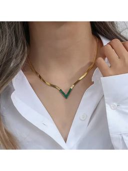 TAAHIRA JEWELLERY - Women 18K Gold Plated Green Dainty V Shape Snake Necklace