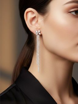 925 SILLER - Women Sparkling Petal Tassel Dangler Earrings