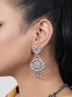 925 SILLER - Women The Vedic Bloom Antique Temple Dangler Earrings