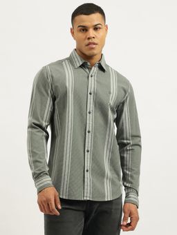 United Colors of Benetton - Grey Regular Fit Spread Collar Striped Dobby Seer Sucker Shirt