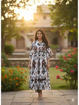 MAAND - Women Printed Regular Pure Cotton Kurta with Pant