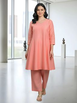 Barara Ethnic - Women's Peach Embroidered Kurta with Pant