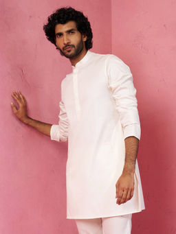 Vastramay - Cream Solid Regular Kurta