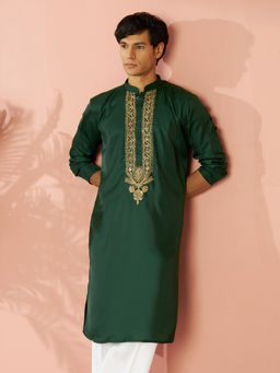 Vastramay - Men Bottle Green Silk Blend Yoke Embroidered Kurta