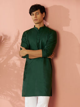 Vastramay - Green Men Silk Solid Kurta