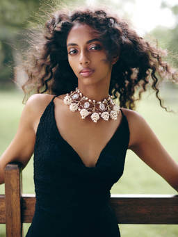 Outhouse - Crown Of Pearls White Choker Necklace