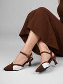 Brown color option, Currently selected