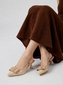 Beige color option, Currently selected
