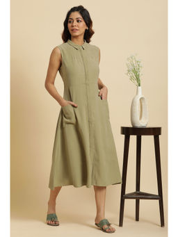 W - Green Solid Dress