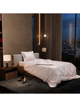 Stoa Paris - Date Night Pink Satin Single Comforter