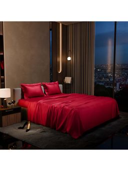 Stoa Paris - Red Satin Double Bedsheet with 2 Pillow Covers