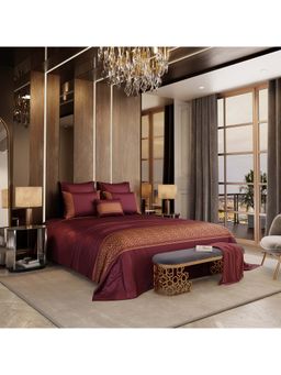 Stoa Paris - Maroon Sapphire King Bedsheet with 4 Pillow Covers & Cushions