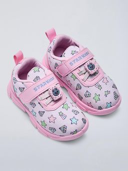Hopscotch - Biscuit-Shaped Applique Sneakers Pink