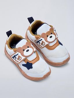Hopscotch - Teddy Applique Sneakers Brown