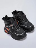 Black color option, Currently selected