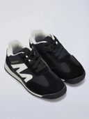 Black color option, Currently selected
