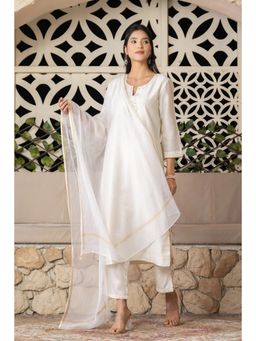 HAAVI BY PURAB - White Aish Chanderi Kurta