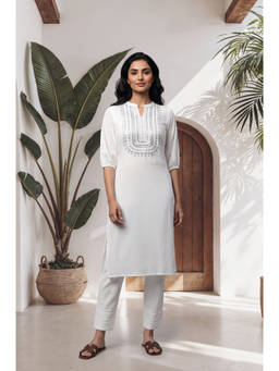 Aurelia - Women Cotton Blend Solid/Plain Kurta With Pant