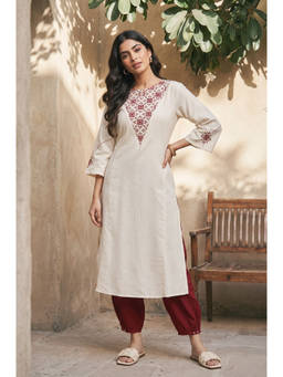 W - Linen Blend Embroidered Kurta With Pant