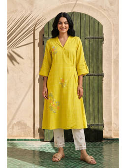 W - Dobby Checks Angarkha Kurta With Pant