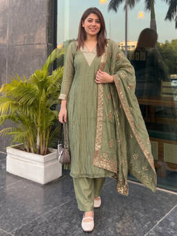 Autumnlane - Women Tissue Solid/Plain Kurta With Pant & Dupatta