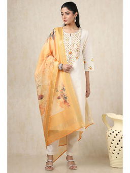 Soch - Women's Off White Ruby Silk Kurta & Pant With Dupatta With Thread Work (Set of 3)