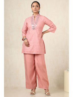 Soch - Women's Peach Roman Silk Geometric Co-Ord (Set of 2)