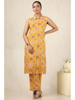 Soch - Women's Mustard Rayon Ethnic Kurta With Unstitched Sleeves & Pant With Cutdana (Set of 2)