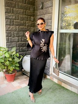 Aasabysimran - Midnight Embroidered Lunar Bloom In Black Top with Skirt