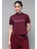 Maroon color option, Currently selected