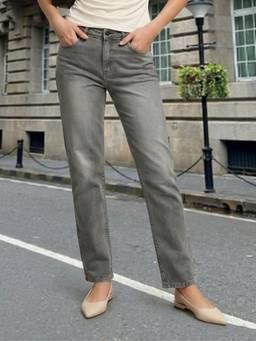 Urbano Fashion - Ice Grey High Rise Straight Fit Washed Jeans