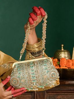 DOUX AMOUR - Aabroo Jade Green Clutch