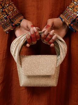 DOUX AMOUR - Phoebe Silver Grab Clutches